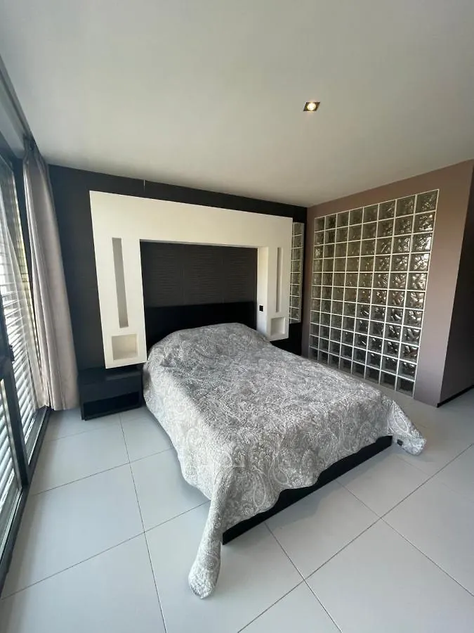 Villa Zen Saint-Raphael  France