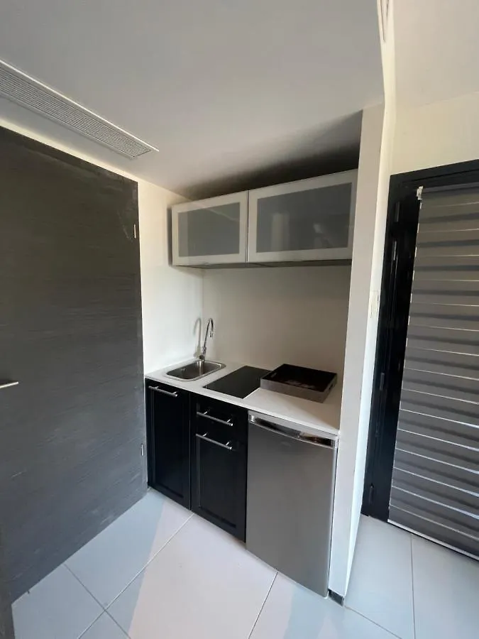Villa Zen Saint-Raphael  Guest house Saint-Raphael (Var)